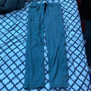 Men’s medium grey under armour sweatpants.